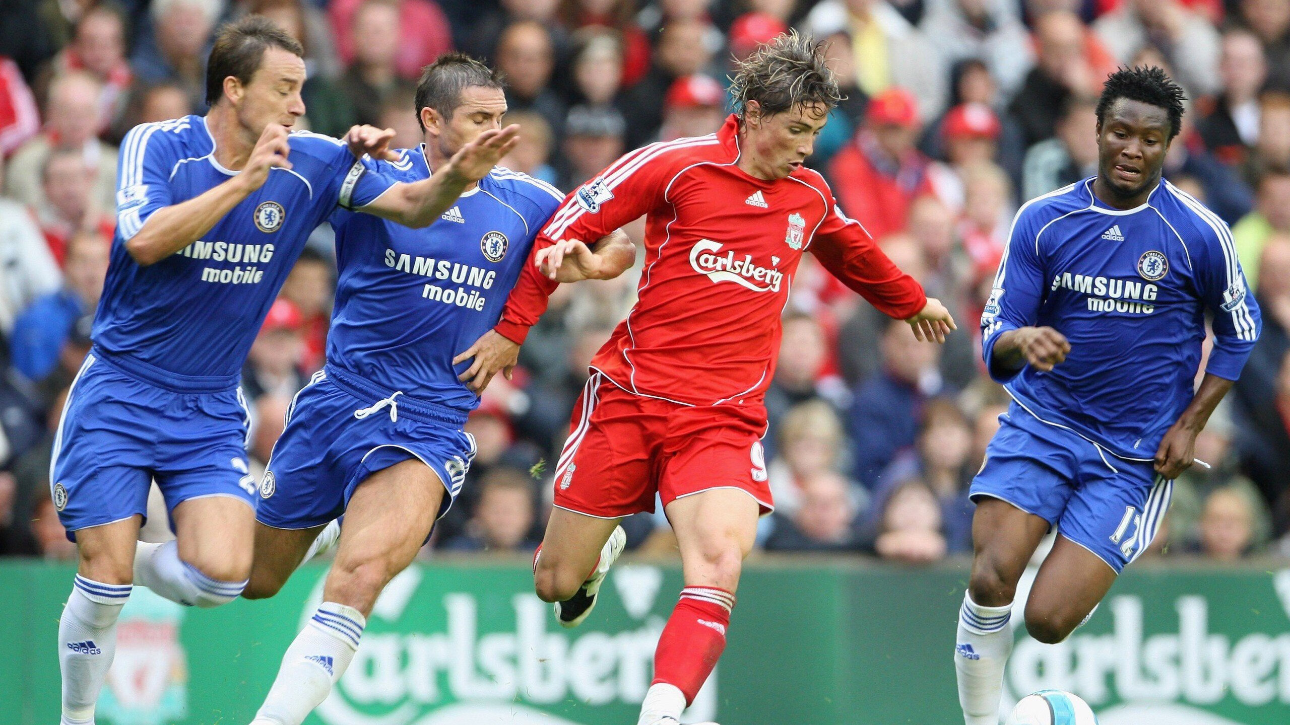 终场“绝杀歌”回顾:点燃球迷激情的瞬间,绝杀集锦